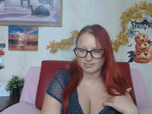 Lilia4joy live cam on BongaCams