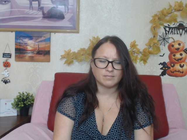 Lilia4joy live cam preview