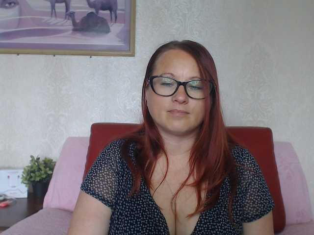 Lilia4joy live cam on BongaCams