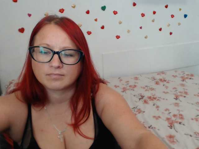 Lilia4joy live cam on BongaCams