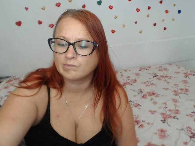 Lilia4joy live cam on BongaCams