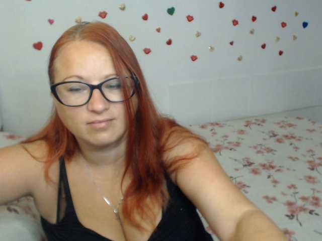 Lilia4joy live cam on BongaCams