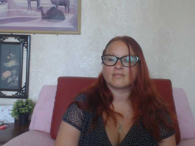 Lilia4joy live cam on BongaCams