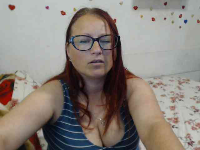 Lilia4joy webcam
