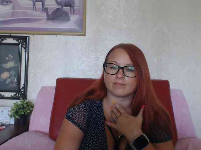 Lilia4joy webcam