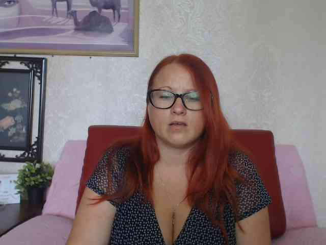 Lilia4joy webcam