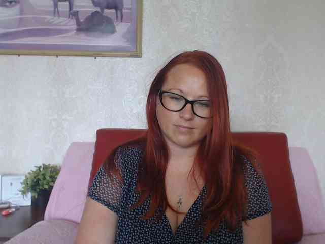 Lilia4joy webcam