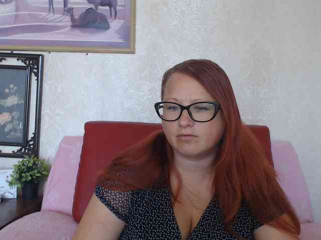 Lilia4joy webcam
