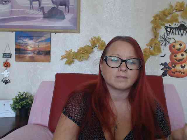 Lilia4joy webcam