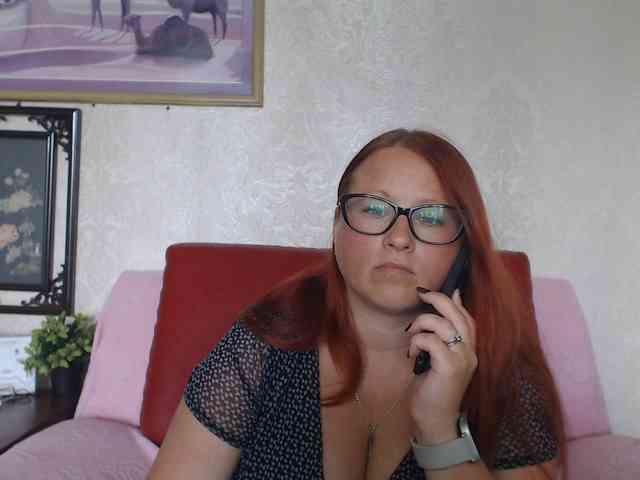 Lilia4joy webcam
