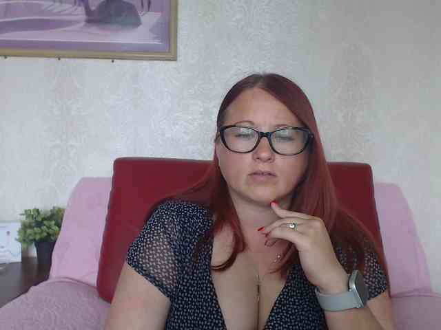 Lilia4joy webcam