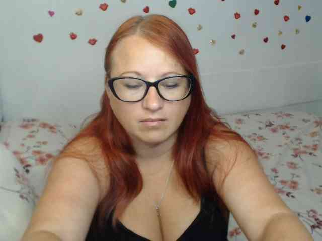 Lilia4joy webcam