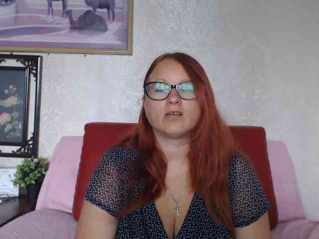 Lilia4joy webcam