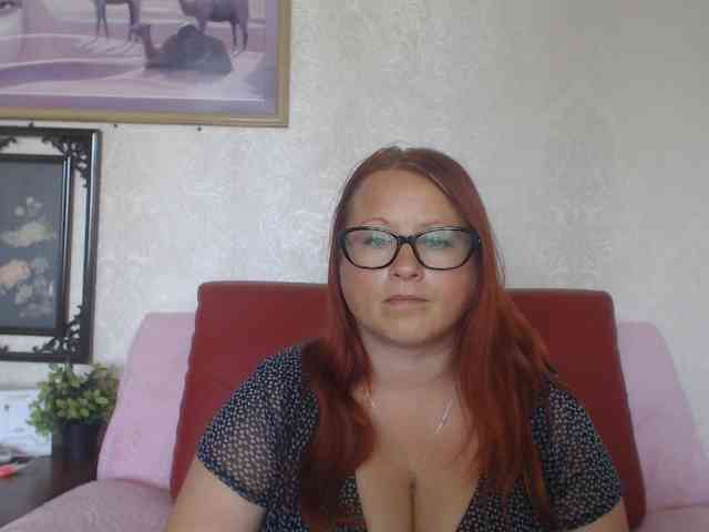 Lilia4joy webcam