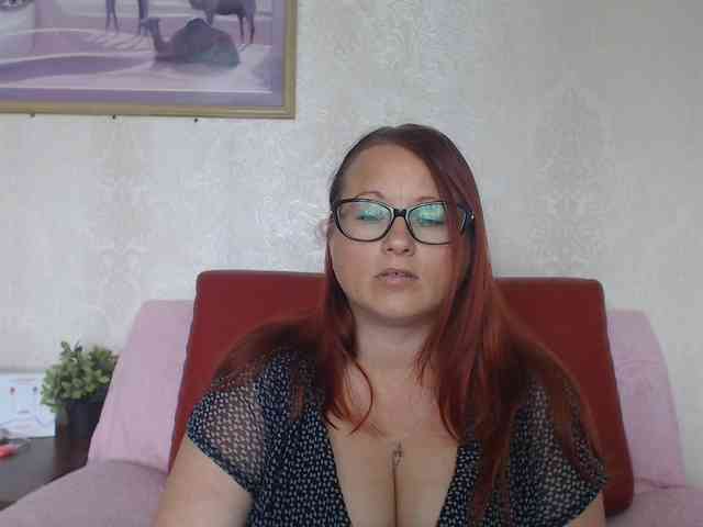 Lilia4joy webcam