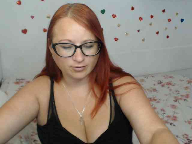 Lilia4joy webcam