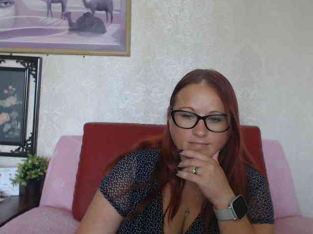 Lilia4joy webcam