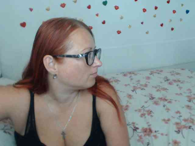 Lilia4joy webcam