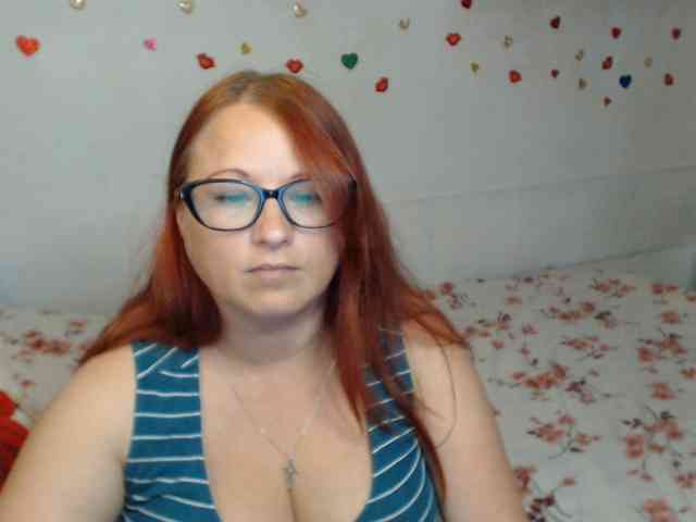Lilia4joy webcam