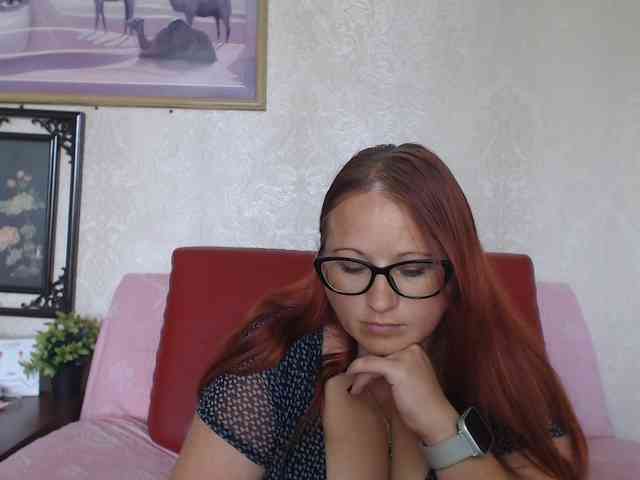 Lilia4joy webcam