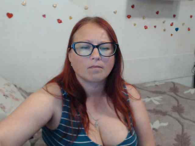 Lilia4joy webcam