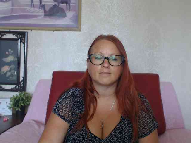 Lilia4joy webcam
