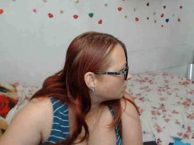 Lilia4joy webcam