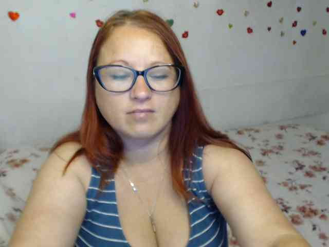 Lilia4joy webcam