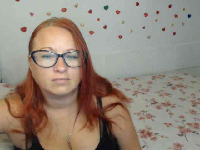 Lilia4joy webcam