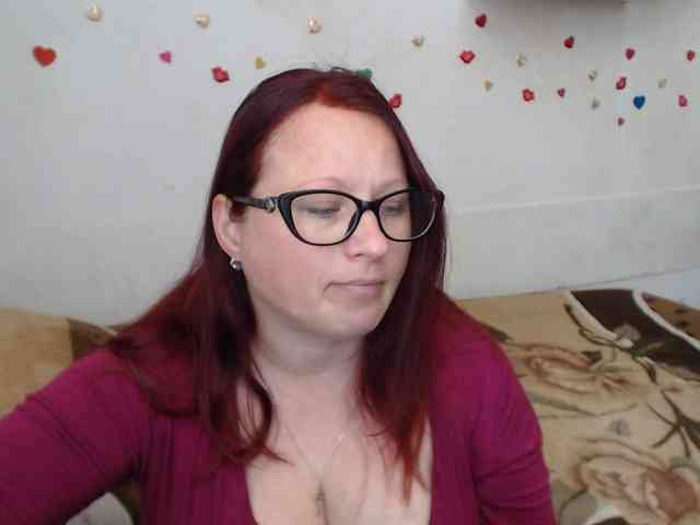 Lilia4joy webcam