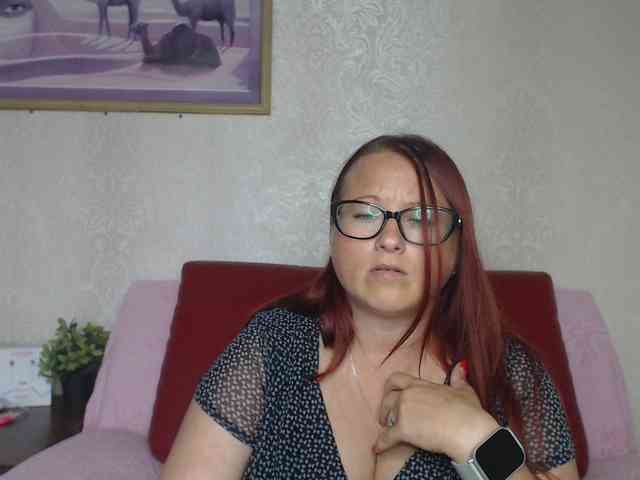 Lilia4joy webcam