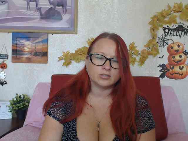 Lilia4joy webcam