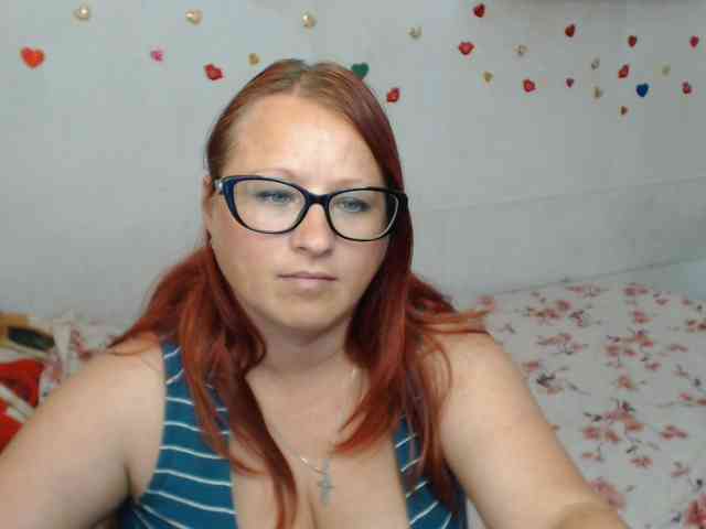 Lilia4joy webcam
