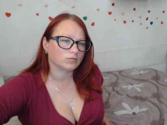 Lilia4joy webcam