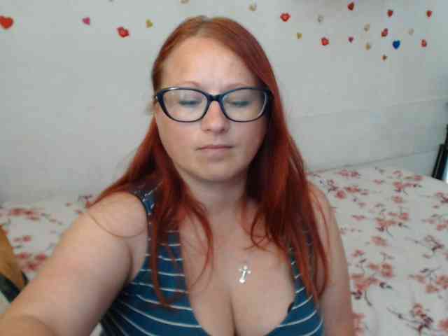 Lilia4joy webcam