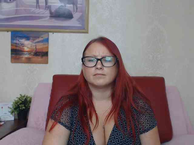 Lilia4joy webcam