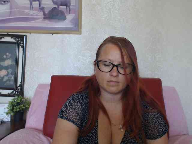 Lilia4joy webcam