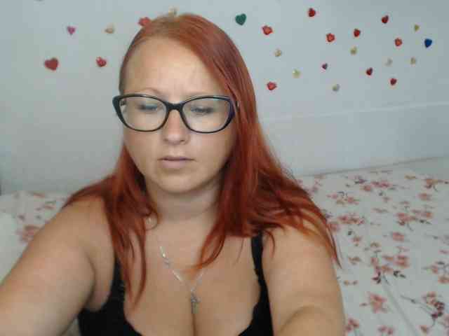 Lilia4joy webcam