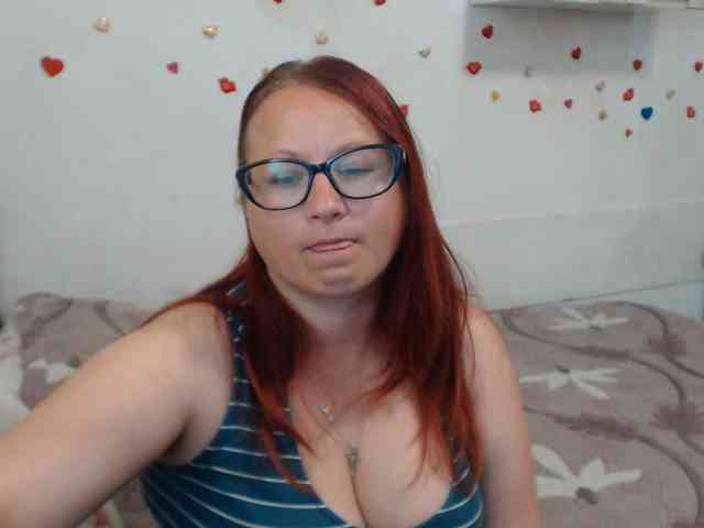 Lilia4joy webcam