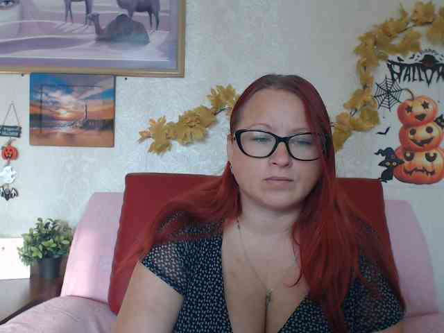 Lilia4joy webcam