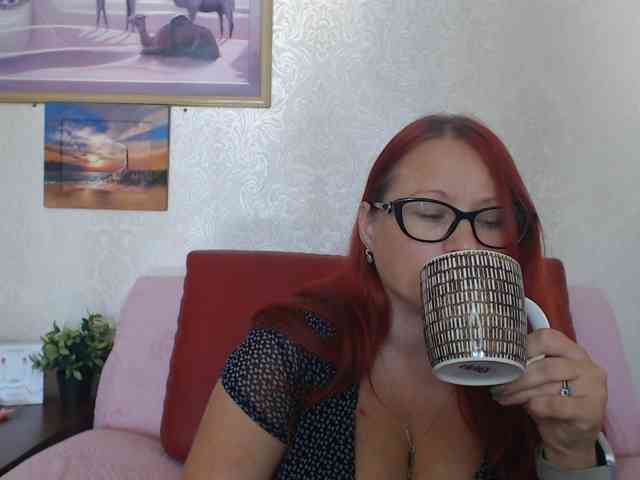 Lilia4joy webcam