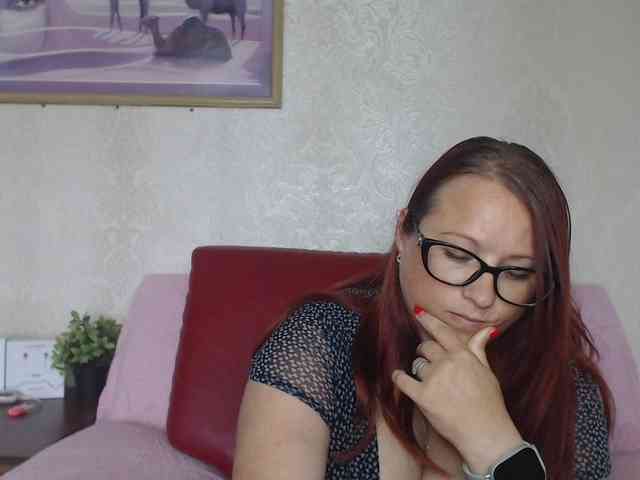 Lilia4joy webcam