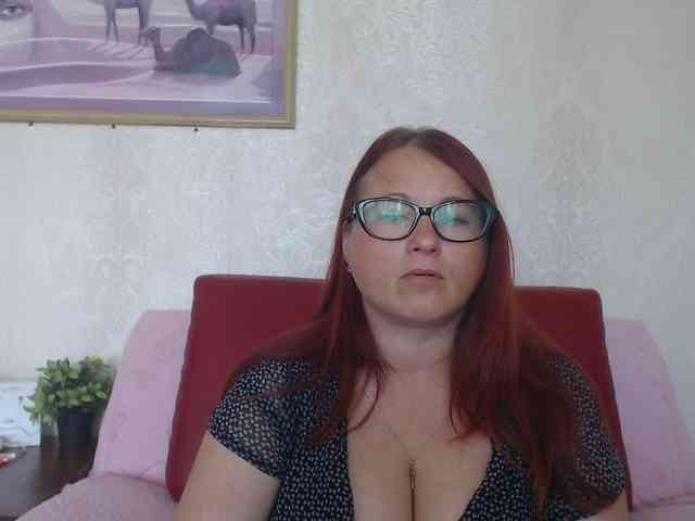 Lilia4joy webcam
