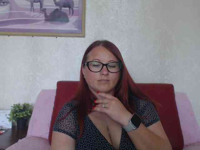 Lilia4joy webcam