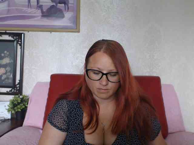 Lilia4joy webcam
