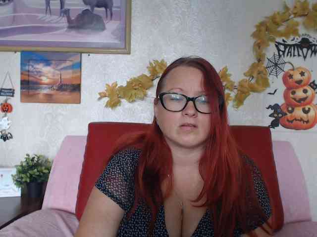 Lilia4joy webcam