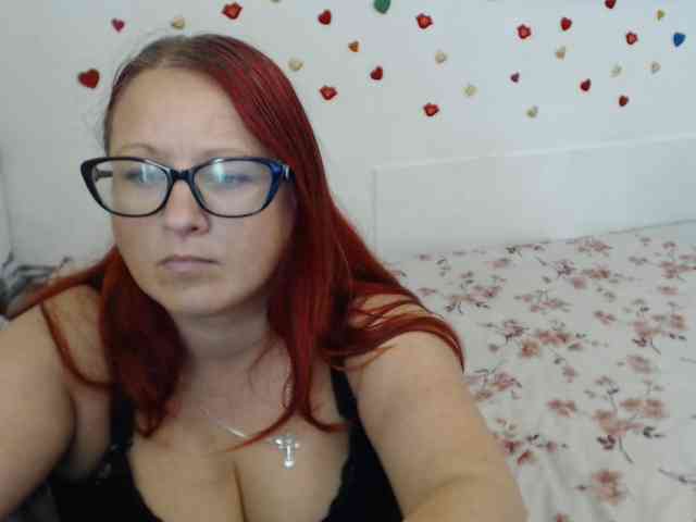 Lilia4joy webcam