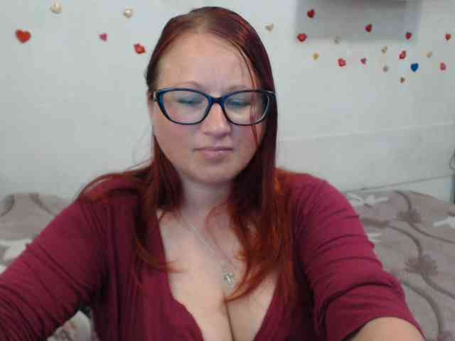 Lilia4joy webcam
