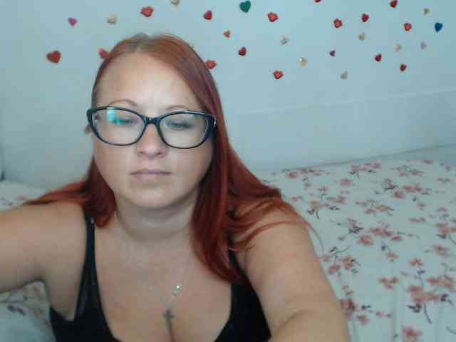 Lilia4joy webcam