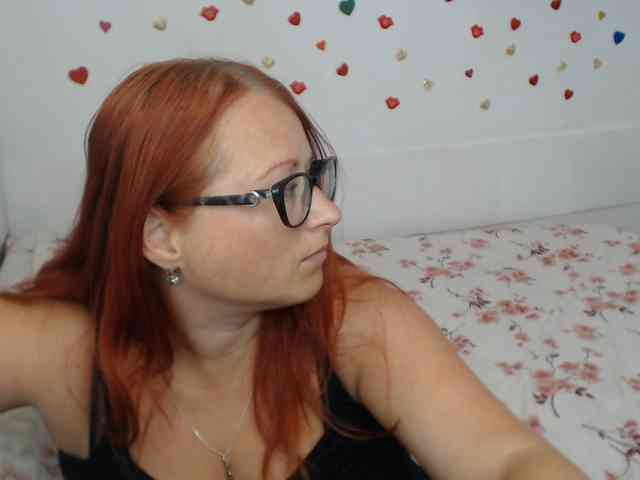 Lilia4joy webcam